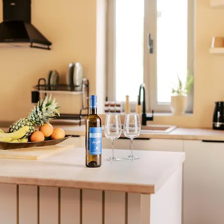 Rizes Traditional House Fánai