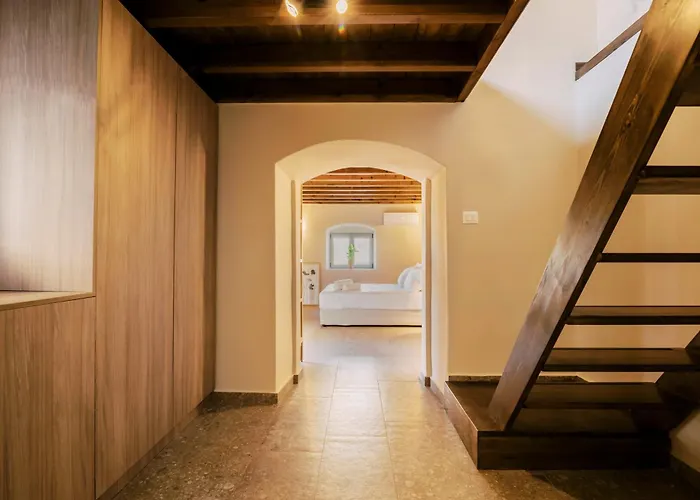 Rizes Traditional House