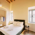 Rizes Traditional House *